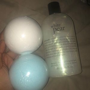 Philosophy: white pear